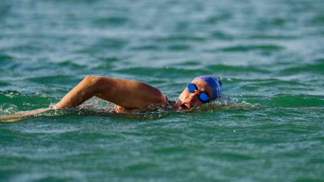 Swim for Tri - Italy swim camp people in swimming pool